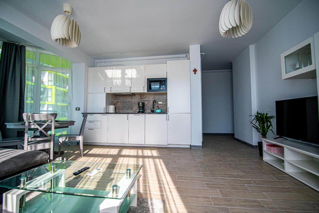 Apartment Katrina - Alezzi Beach - Sea View Navodari Luaran gambar