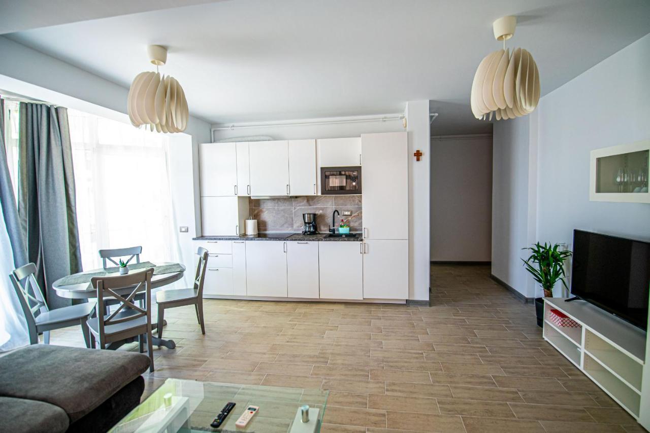 Apartment Katrina - Alezzi Beach - Sea View Navodari Luaran gambar